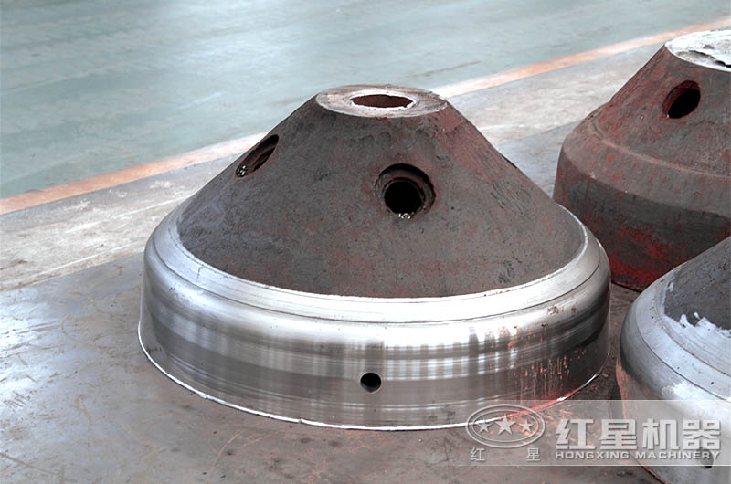 hp300圓錐破碎機(jī)每小時(shí)產(chǎn)多少噸？多少錢(qián)一臺(tái)？